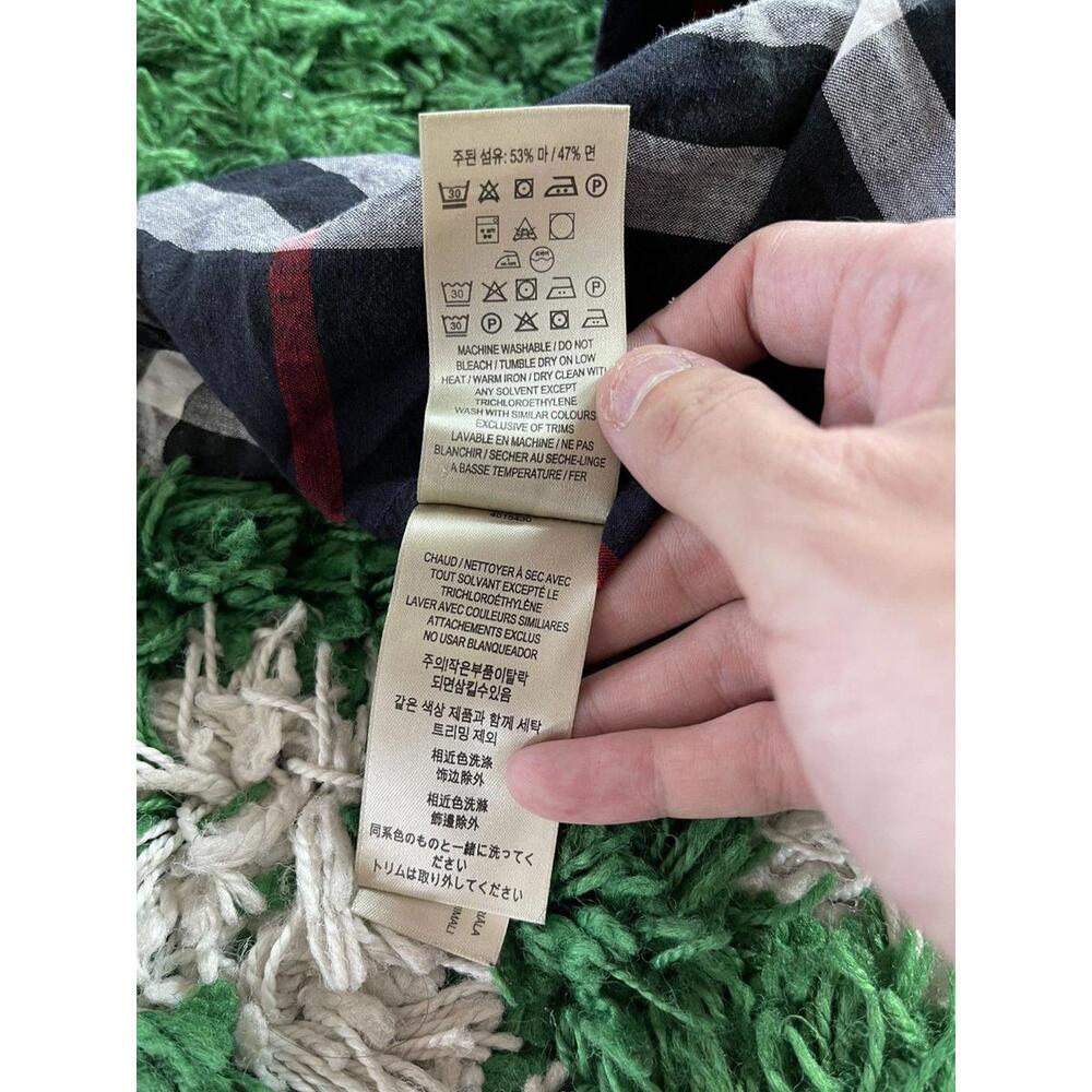 Burberry Button-Up - Picture 5 of 7